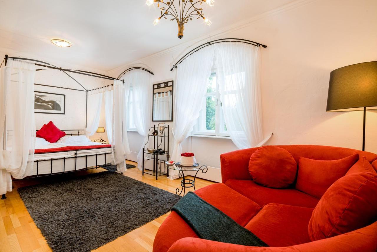 Schlosshotel Rosenau Superior Schloss Rosenau Kültér fotó