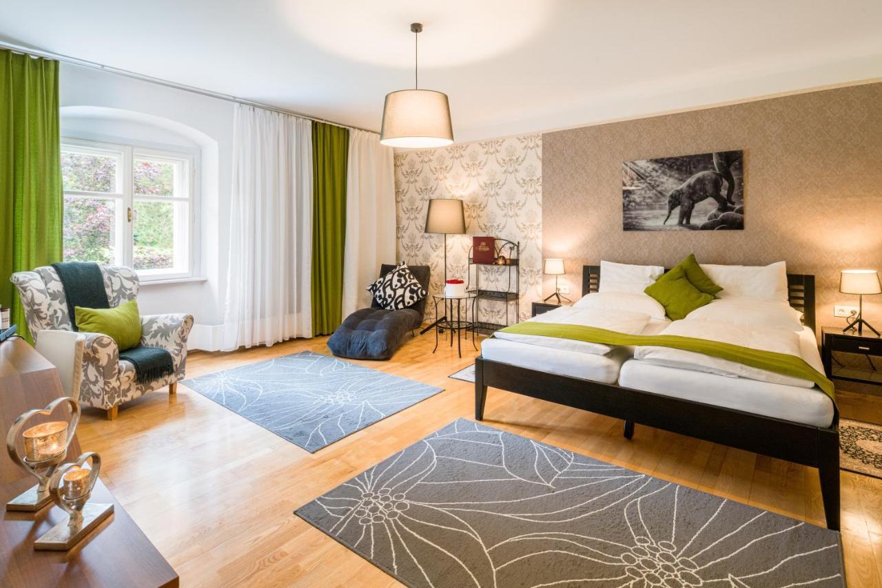 Schlosshotel Rosenau Superior Schloss Rosenau Kültér fotó
